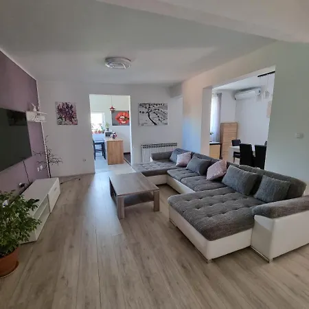 Apartment Zara