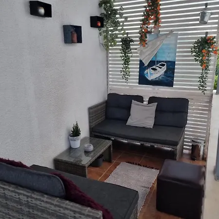 Zara Apartment *